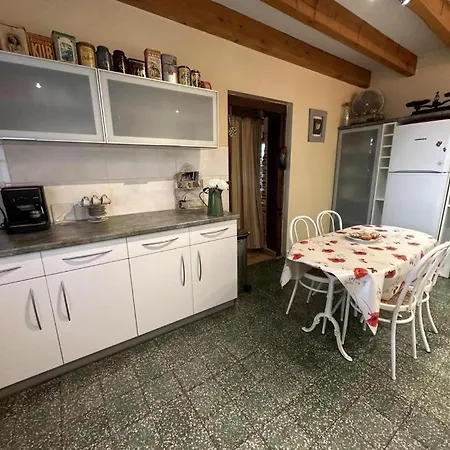 Garrelon Tatil Evi *